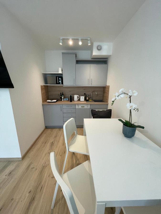 #Family & Friends# Ruhig, Gruen, Gleich In Der City Apartman Bécs Kültér fotó